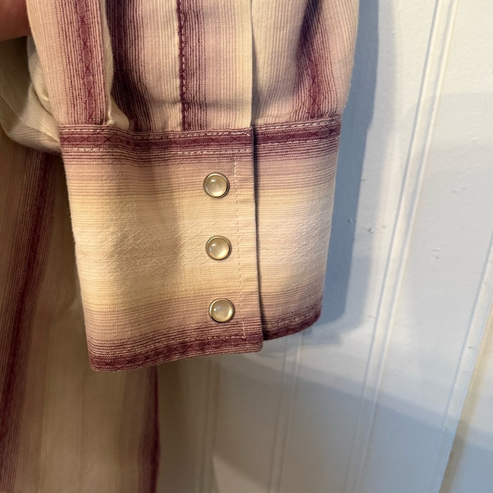 Wrangler Western Beige and Purple Cotton Blend Snap Button XL Shirt - Picture 4 of 6